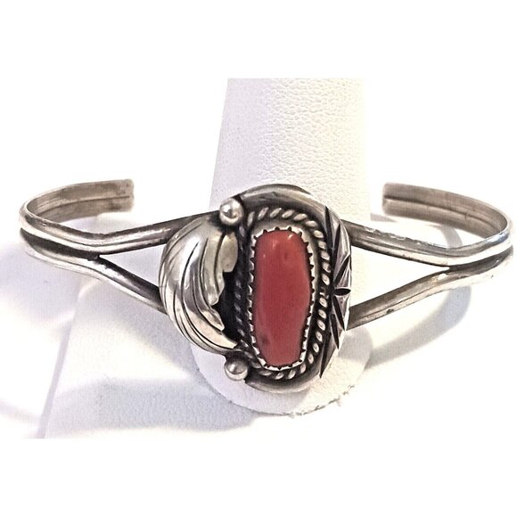 Navajo Native American Coral Sterling Cuff Bracelet Vintage (1555) - Picture 2 of 5